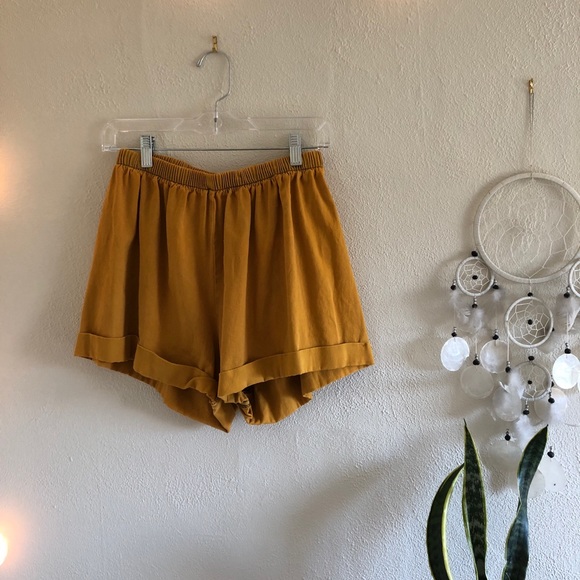 Vintage Pants - Vintage Mustard Paperbag shorts